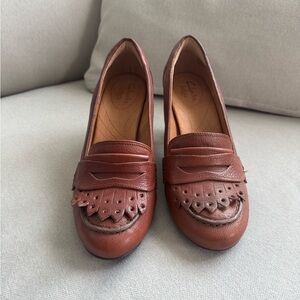 Clarks Women's Brown Loafers